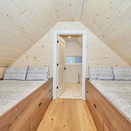 Riverview Executive Home Aナイアガラ・フォールズ エクステリア 写真