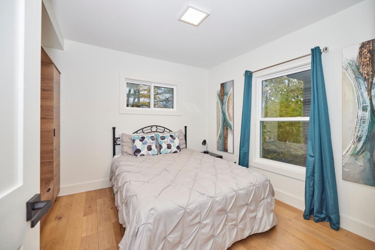 Riverview Executive Home Aナイアガラ・フォールズ エクステリア 写真