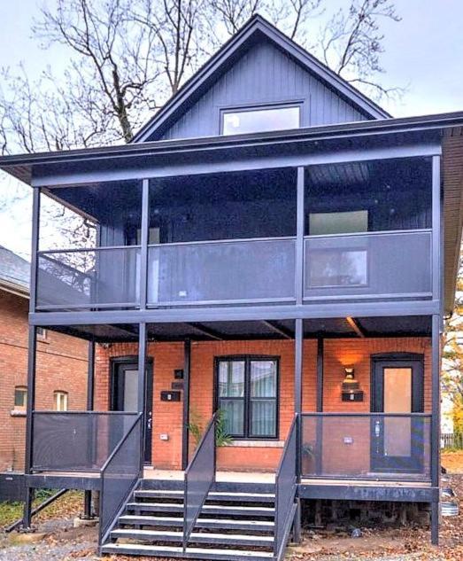 Riverview Executive Home Aナイアガラ・フォールズ エクステリア 写真