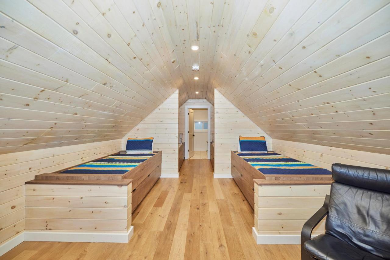 Riverview Executive Home Aナイアガラ・フォールズ エクステリア 写真